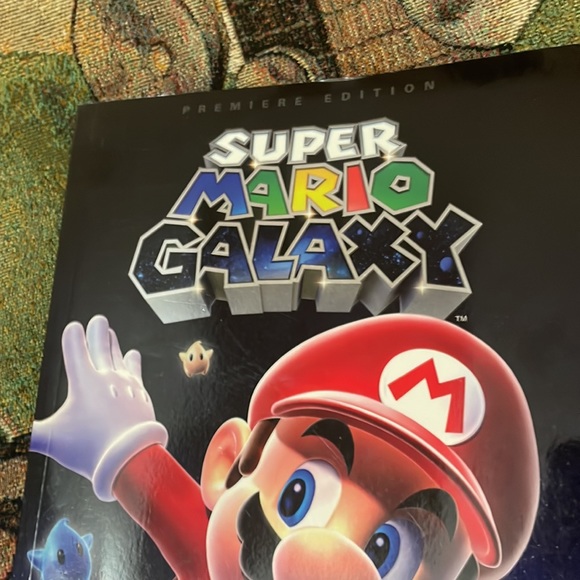 SUPER MARIO GALAXY Premium Edition w/ Poater Official Video Game Guide Book NOS - Picture 2 of 4